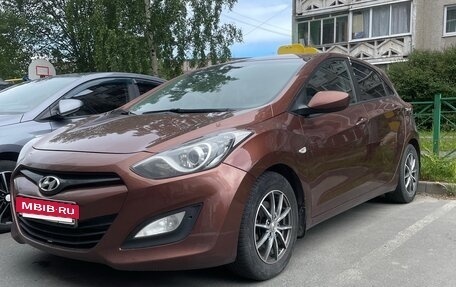 Hyundai i30 II рестайлинг, 2014 год, 750 000 рублей, 2 фотография
