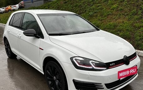 Volkswagen Golf VII, 2013 год, 970 000 рублей, 2 фотография