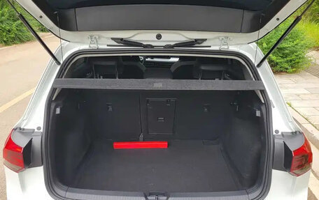Volkswagen Golf VIII, 2023 год, 1 848 000 рублей, 15 фотография