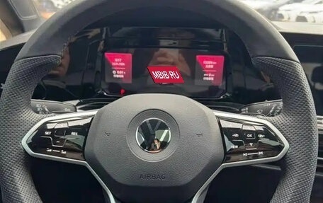Volkswagen Golf VIII, 2023 год, 2 087 000 рублей, 11 фотография