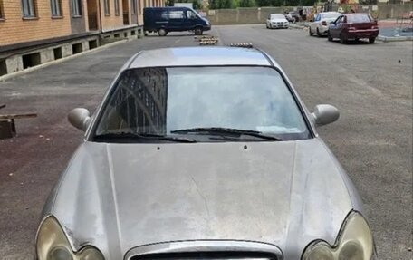 Hyundai Sonata IV рестайлинг, 2005 год, 330 000 рублей, 1 фотография