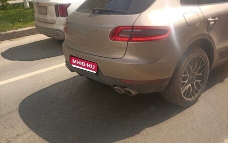 Porsche Macan I рестайлинг, 2017 год, 2 050 000 рублей, 1 фотография