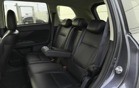 Mitsubishi Outlander III рестайлинг 3, 2019 год, 2 150 000 рублей, 18 фотография