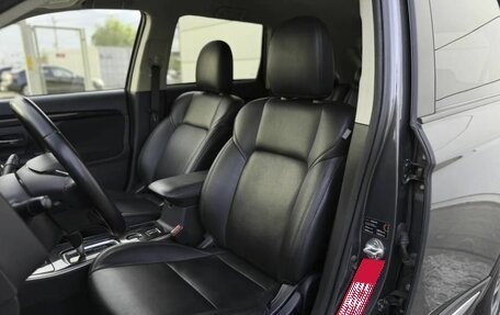 Mitsubishi Outlander III рестайлинг 3, 2019 год, 2 150 000 рублей, 16 фотография