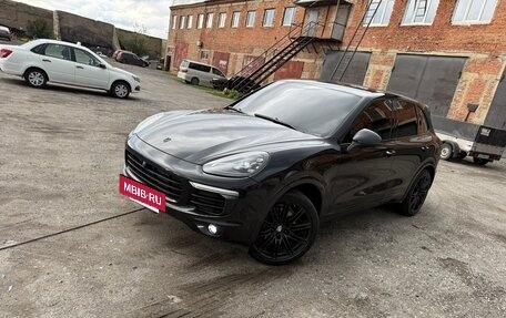 Porsche Cayenne III, 2014 год, 3 700 000 рублей, 2 фотография