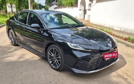 Toyota Camry, 2024 год, 3 700 000 рублей, 4 фотография