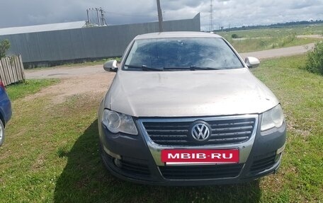 Volkswagen Passat B6, 2005 год, 287 000 рублей, 13 фотография