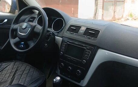 Skoda Yeti I рестайлинг, 2011 год, 940 000 рублей, 4 фотография
