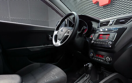 KIA Rio III рестайлинг, 2015 год, 1 200 000 рублей, 29 фотография