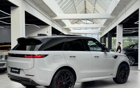 Land Rover Range Rover Sport, 2026 год, 18 490 000 рублей, 10 фотография