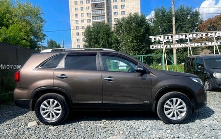 KIA Sorento II рестайлинг, 2014 год, 1 899 000 рублей, 4 фотография