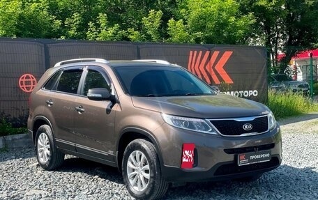 KIA Sorento II рестайлинг, 2014 год, 1 899 000 рублей, 3 фотография