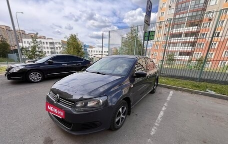 Volkswagen Polo VI (EU Market), 2010 год, 650 000 рублей, 2 фотография