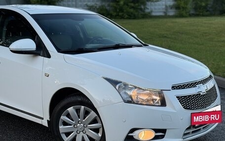 Chevrolet Cruze II, 2011 год, 680 000 рублей, 4 фотография