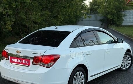 Chevrolet Cruze II, 2011 год, 680 000 рублей, 9 фотография
