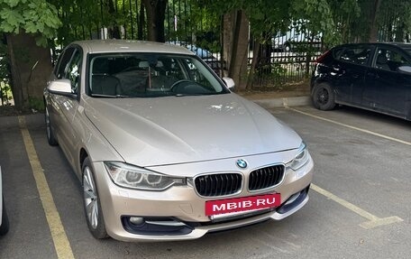 BMW 3 серия, 2013 год, 1 600 000 рублей, 2 фотография