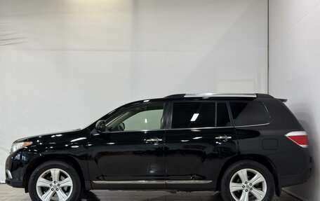 Toyota Highlander III, 2011 год, 1 720 000 рублей, 2 фотография