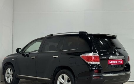 Toyota Highlander III, 2011 год, 1 720 000 рублей, 3 фотография