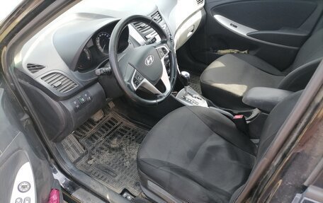 Hyundai Solaris II рестайлинг, 2011 год, 659 000 рублей, 11 фотография