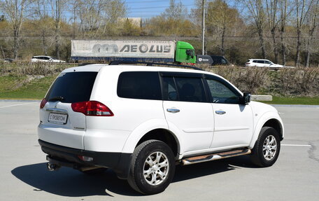 Mitsubishi Pajero Sport II рестайлинг, 2013 год, 1 820 000 рублей, 5 фотография