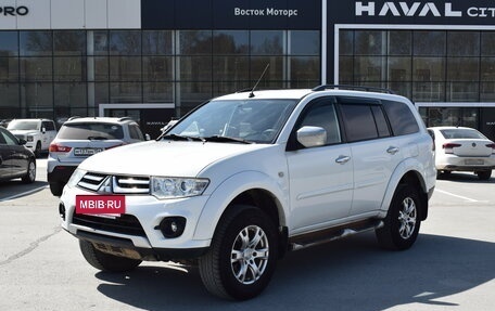 Mitsubishi Pajero Sport II рестайлинг, 2013 год, 1 820 000 рублей, 2 фотография