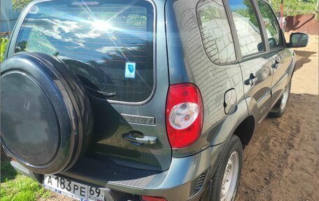 Chevrolet Niva I рестайлинг, 2012 год, 650 000 рублей, 2 фотография