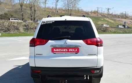 Mitsubishi Pajero Sport II рестайлинг, 2013 год, 1 820 000 рублей, 6 фотография