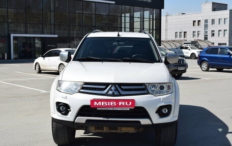 Mitsubishi Pajero Sport II рестайлинг, 2013 год, 1 820 000 рублей, 3 фотография
