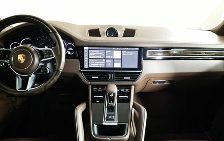 Porsche Cayenne III, 2021 год, 9 455 000 рублей, 15 фотография