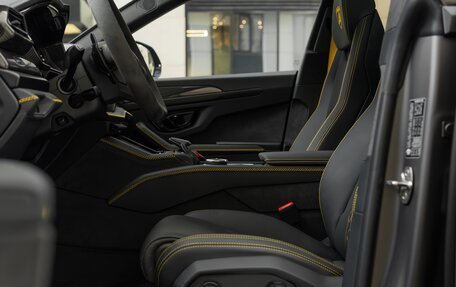 Lamborghini Urus I, 2026 год, 45 000 000 рублей, 20 фотография