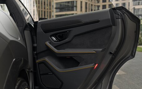 Lamborghini Urus I, 2026 год, 45 000 000 рублей, 37 фотография
