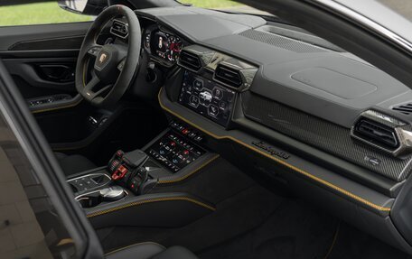 Lamborghini Urus I, 2026 год, 45 000 000 рублей, 34 фотография