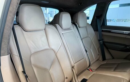 Porsche Cayenne III, 2011 год, 1 847 000 рублей, 10 фотография
