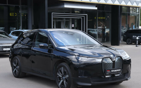 BMW iX, 2022 год, 7 300 000 рублей, 4 фотография