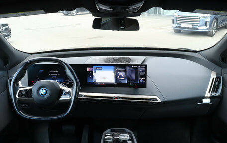 BMW iX, 2022 год, 7 300 000 рублей, 13 фотография