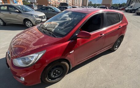 Hyundai Solaris II рестайлинг, 2013 год, 720 000 рублей, 3 фотография