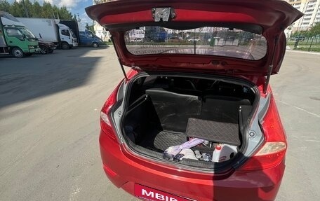 Hyundai Solaris II рестайлинг, 2013 год, 720 000 рублей, 11 фотография