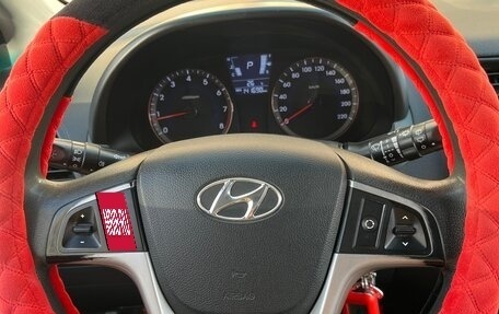 Hyundai Solaris II рестайлинг, 2013 год, 720 000 рублей, 16 фотография