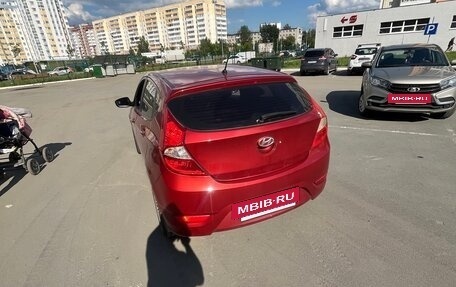 Hyundai Solaris II рестайлинг, 2013 год, 720 000 рублей, 5 фотография