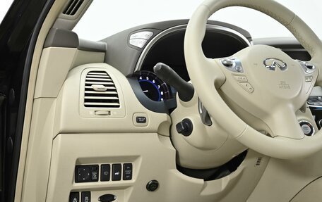 Infiniti QX70, 2013 год, 1 749 000 рублей, 8 фотография
