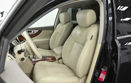 Infiniti QX70, 2013 год, 1 749 000 рублей, 12 фотография