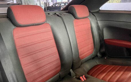 Volkswagen Beetle, 2013 год, 1 047 000 рублей, 10 фотография