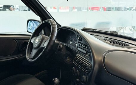 Chevrolet Niva I рестайлинг, 2015 год, 577 000 рублей, 8 фотография