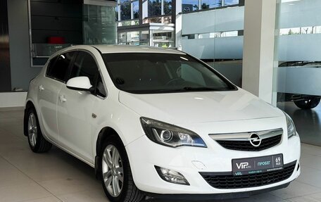 Opel Astra J, 2011 год, 817 000 рублей, 3 фотография