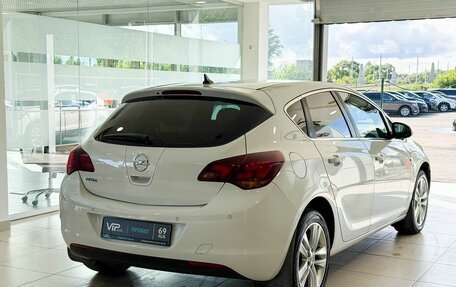 Opel Astra J, 2011 год, 817 000 рублей, 5 фотография