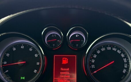 Opel Astra J, 2011 год, 817 000 рублей, 9 фотография