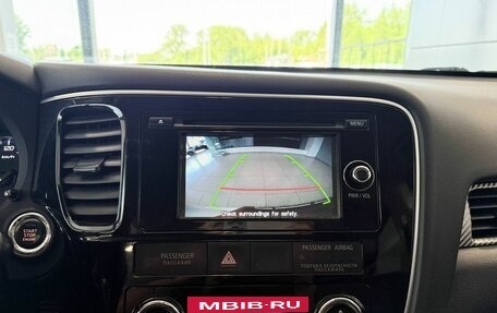 Mitsubishi Outlander III рестайлинг 3, 2014 год, 1 167 000 рублей, 13 фотография