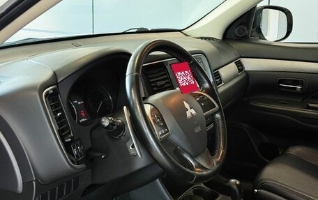 Mitsubishi Outlander III рестайлинг 3, 2014 год, 1 167 000 рублей, 7 фотография