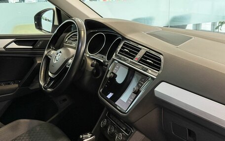 Volkswagen Tiguan II, 2017 год, 2 117 000 рублей, 9 фотография