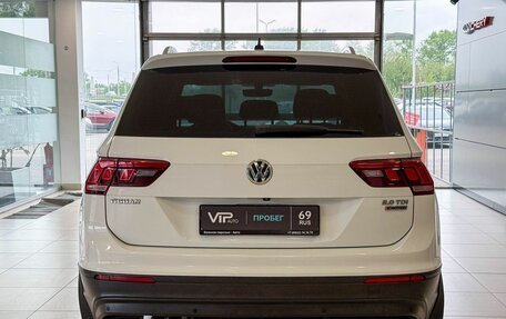 Volkswagen Tiguan II, 2017 год, 2 117 000 рублей, 5 фотография